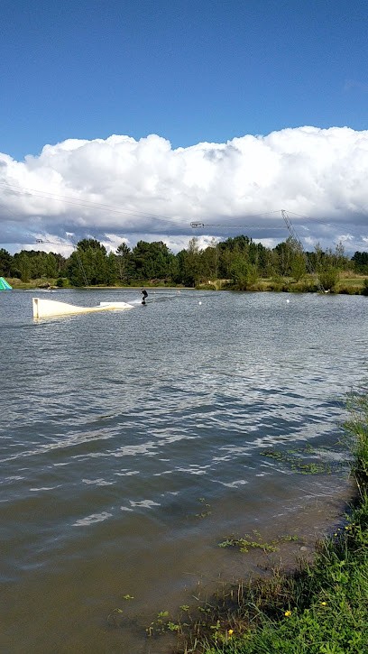 Exo 33 Cablepark Avensan, Parc Aquatique à Avensan