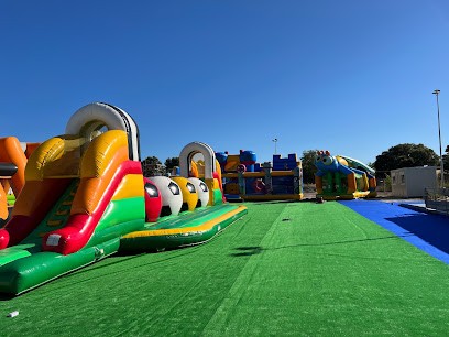 AQUAGLISSE BAYSSAN Parc De Gonflable Aquatique, Parc Aquatique à Béziers